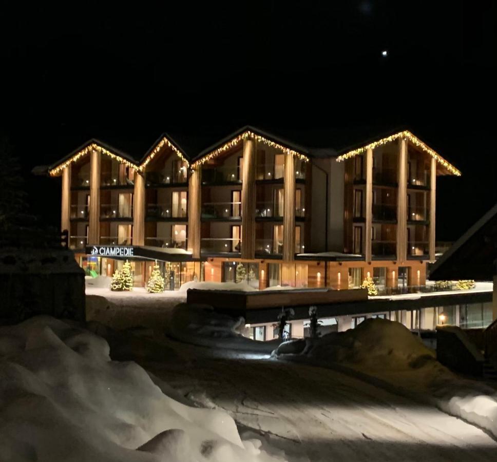 Ciampedie Luxury Alpine Spa Hotel Vigo di Fassa Exterior foto